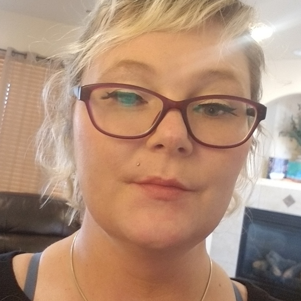 Meet your Posher, Paula